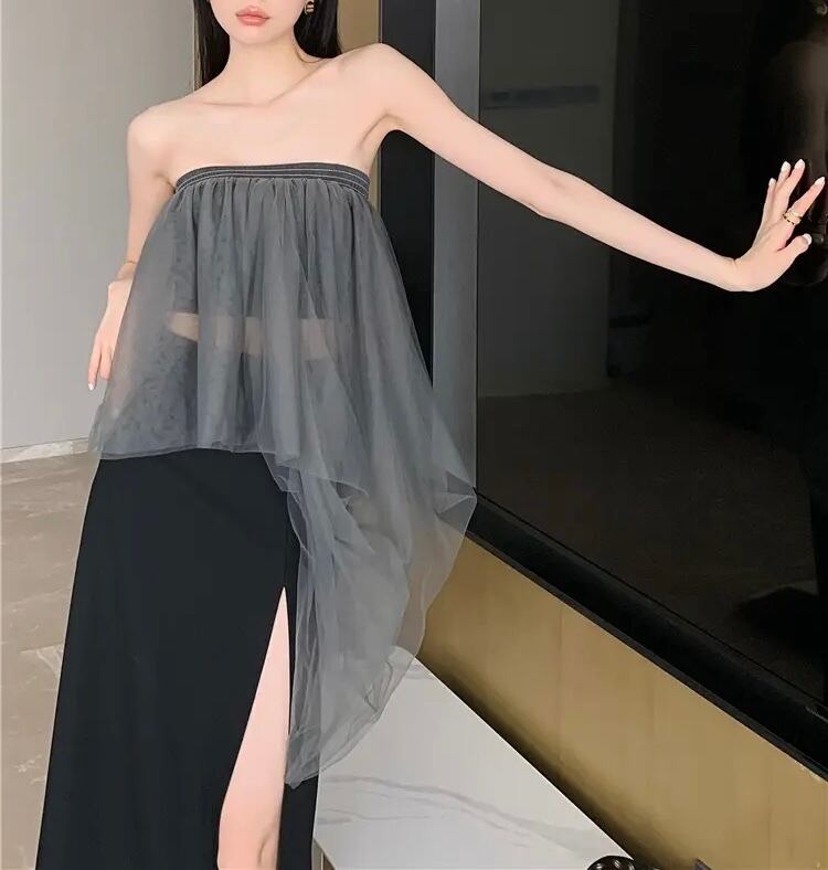 アシメントリーベアチュールトップス