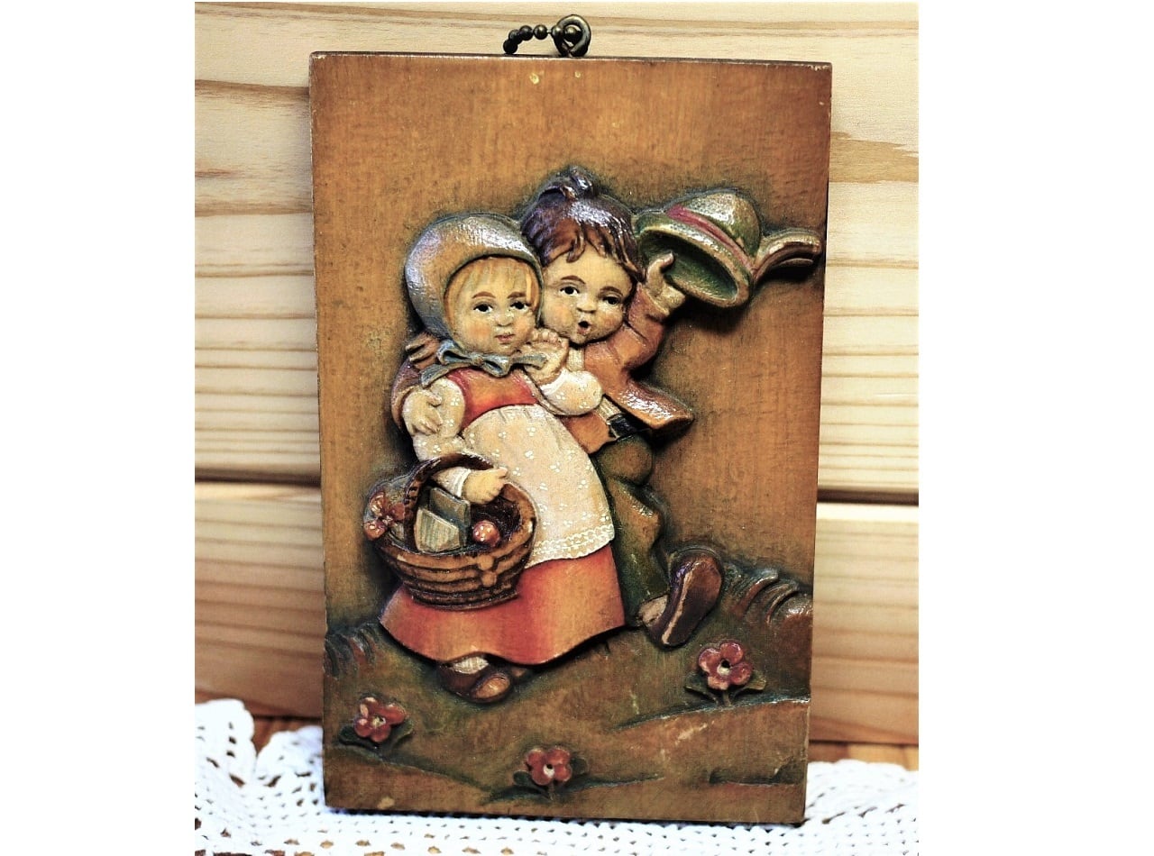 木彫り壁飾り DOLFIドルフィー社 チロル木製壁掛け