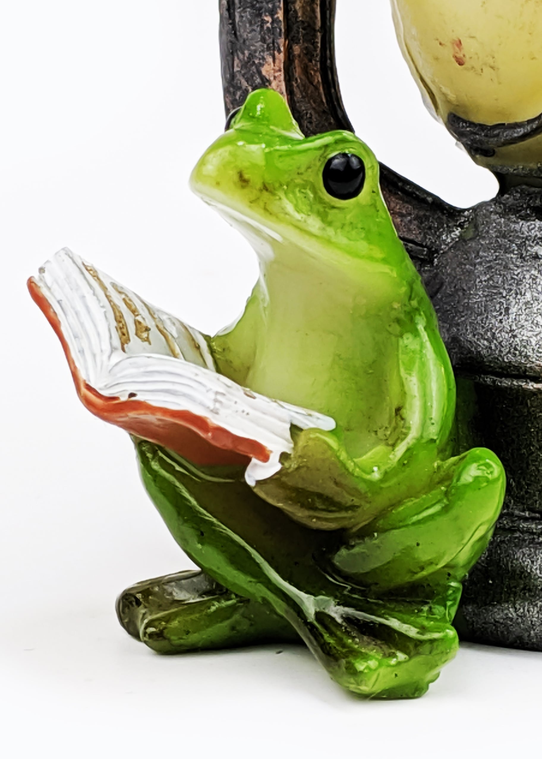 カエルオブジェ アンティーク調ランプと読書蛙 | caeru