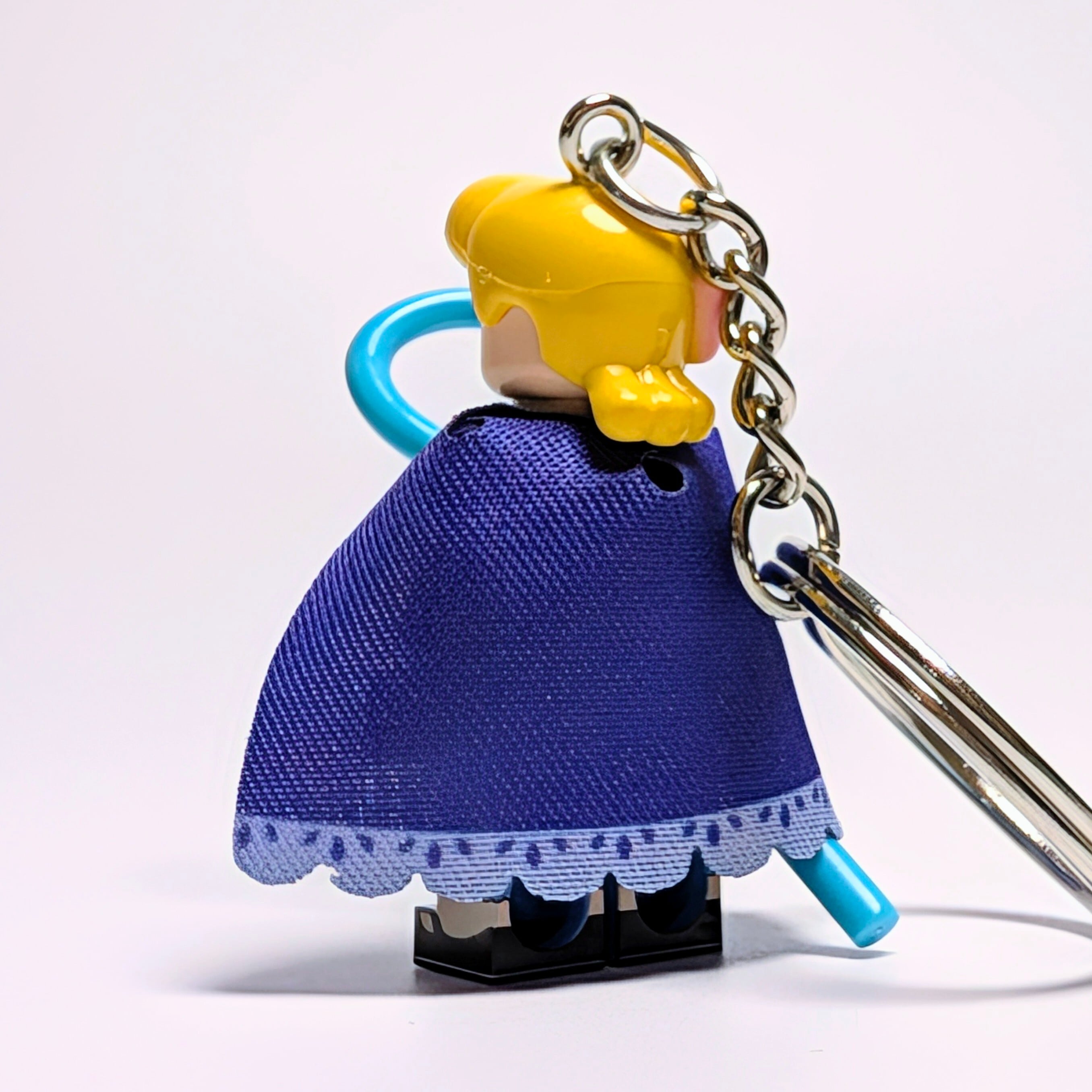 ★ブロックフィギュアキーホルダー★【トイ・ストーリー TOY STORY4 / 5 】 Bo Peep ボー・ピープ アクティブパンツver. / トイストーリー〚アメリカン雑貨 アメトイ〛