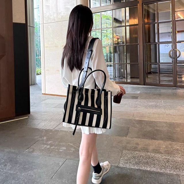 Striped tote bag　2405082