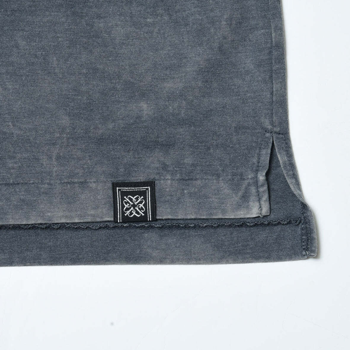 charbon / TIE DYE PRINT T-SHIRTS (CHARCOAL) | 道がまっすぐ