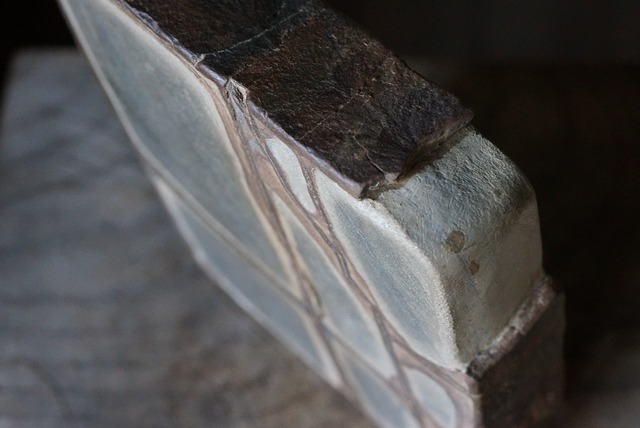 貴州産奇石　窓