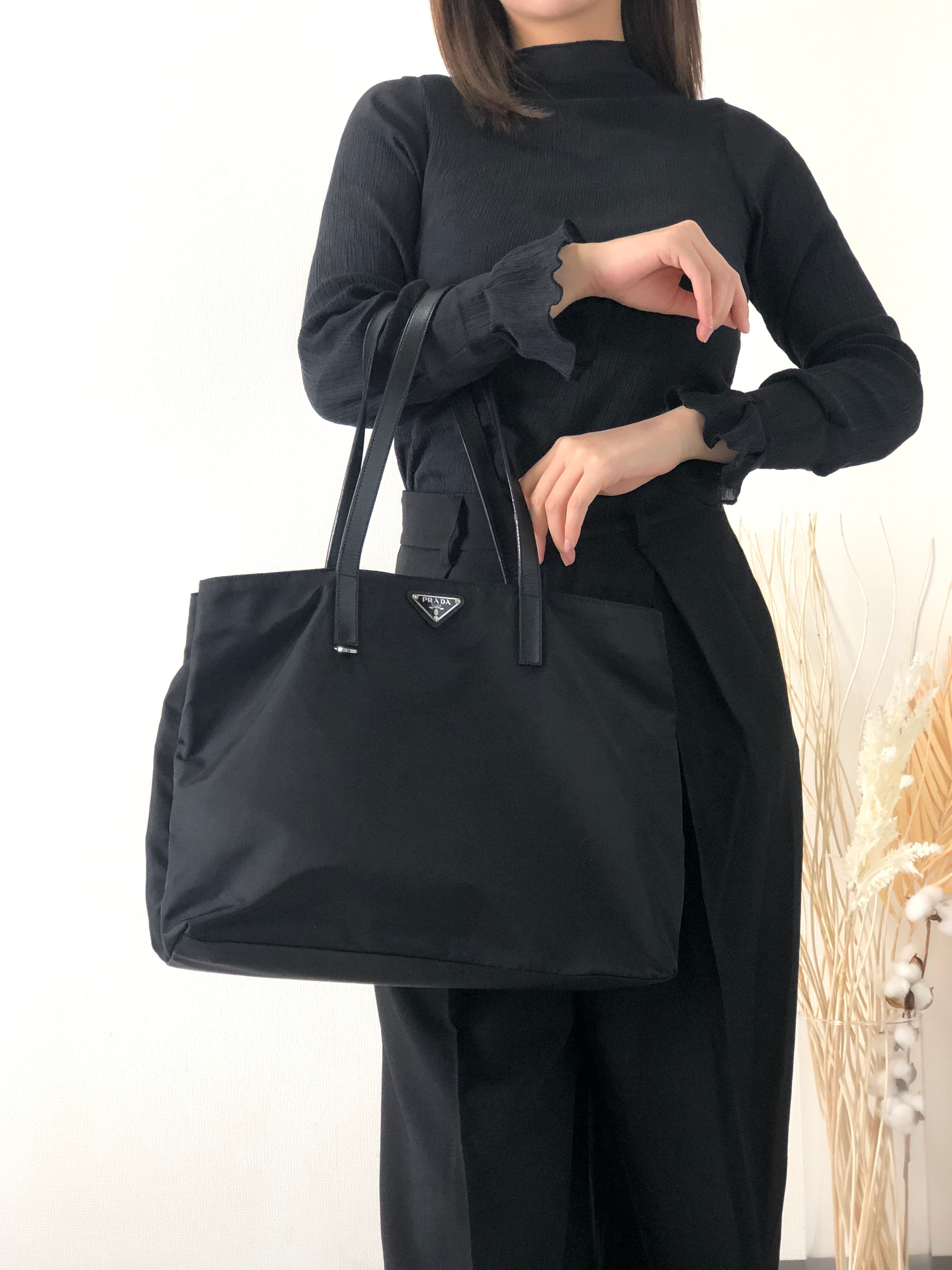 【良品✨】prada プラダ　ナイロン　ハンドバッグ　トートバッグ　黒素材