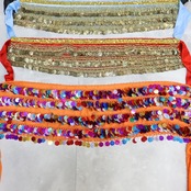 ベリーダンス 衣装 ヒップスカーフ まとめ売り 全8点 セット コイン フリンジ スパンコール 黒 黄 青 赤 練習 レッスン 小物 ダンス小物 キラキラ 華やか かわいい ブラック系 ブルー系 オレンジ系 ピンク系 レッド系