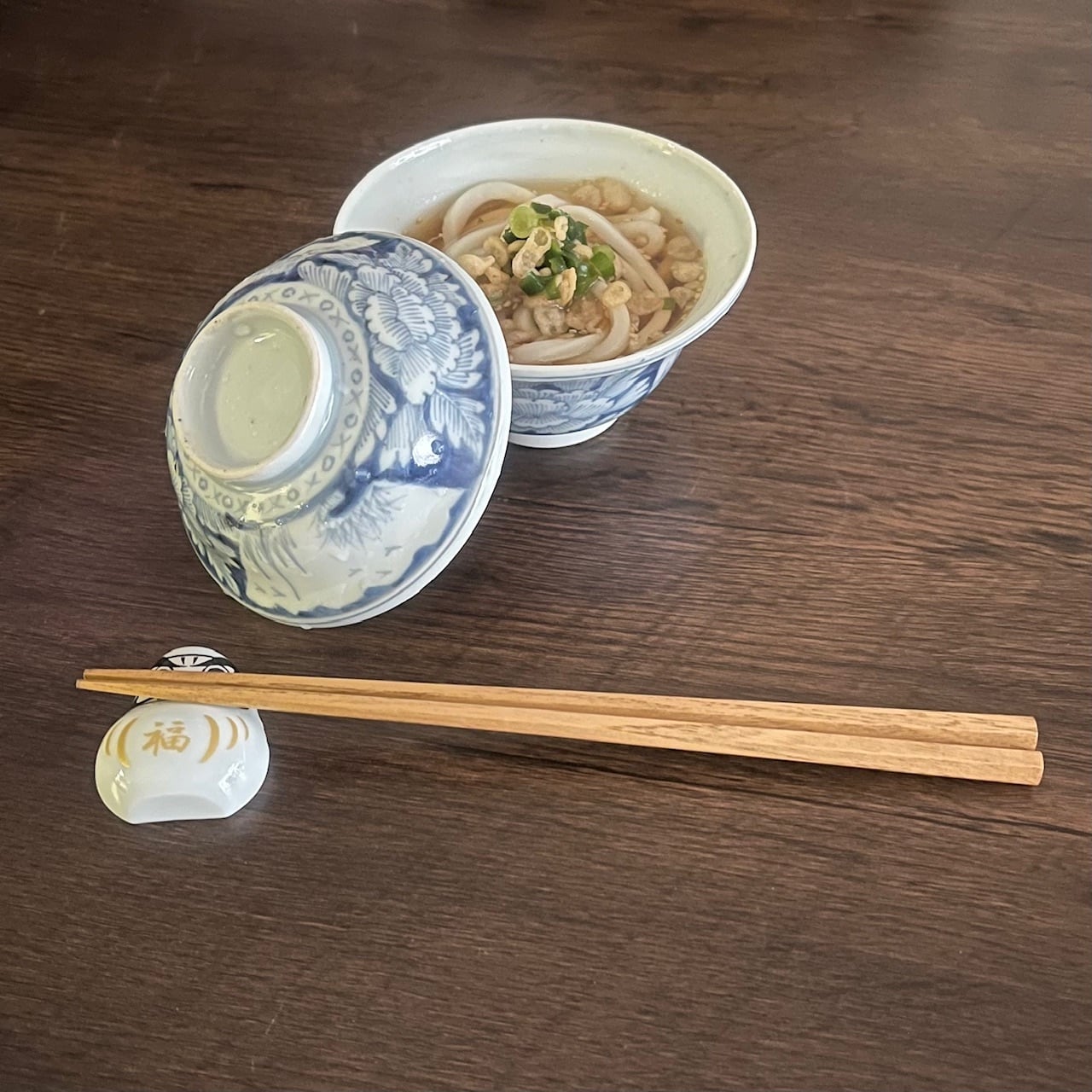 古伊万里 染付 牡丹図 蓋付き煮物碗（マルバツ入） | PAY ID