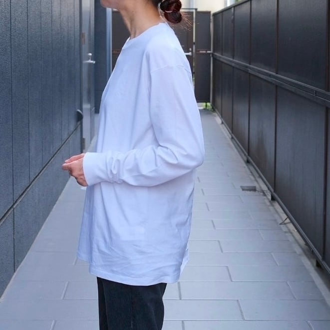 【新品】COMOLI（コモリ）コットンジャージ 長袖Tシャツ　ホワイト　2 COMOLI (コモリ) コットンジャージ 半袖Tシャツ