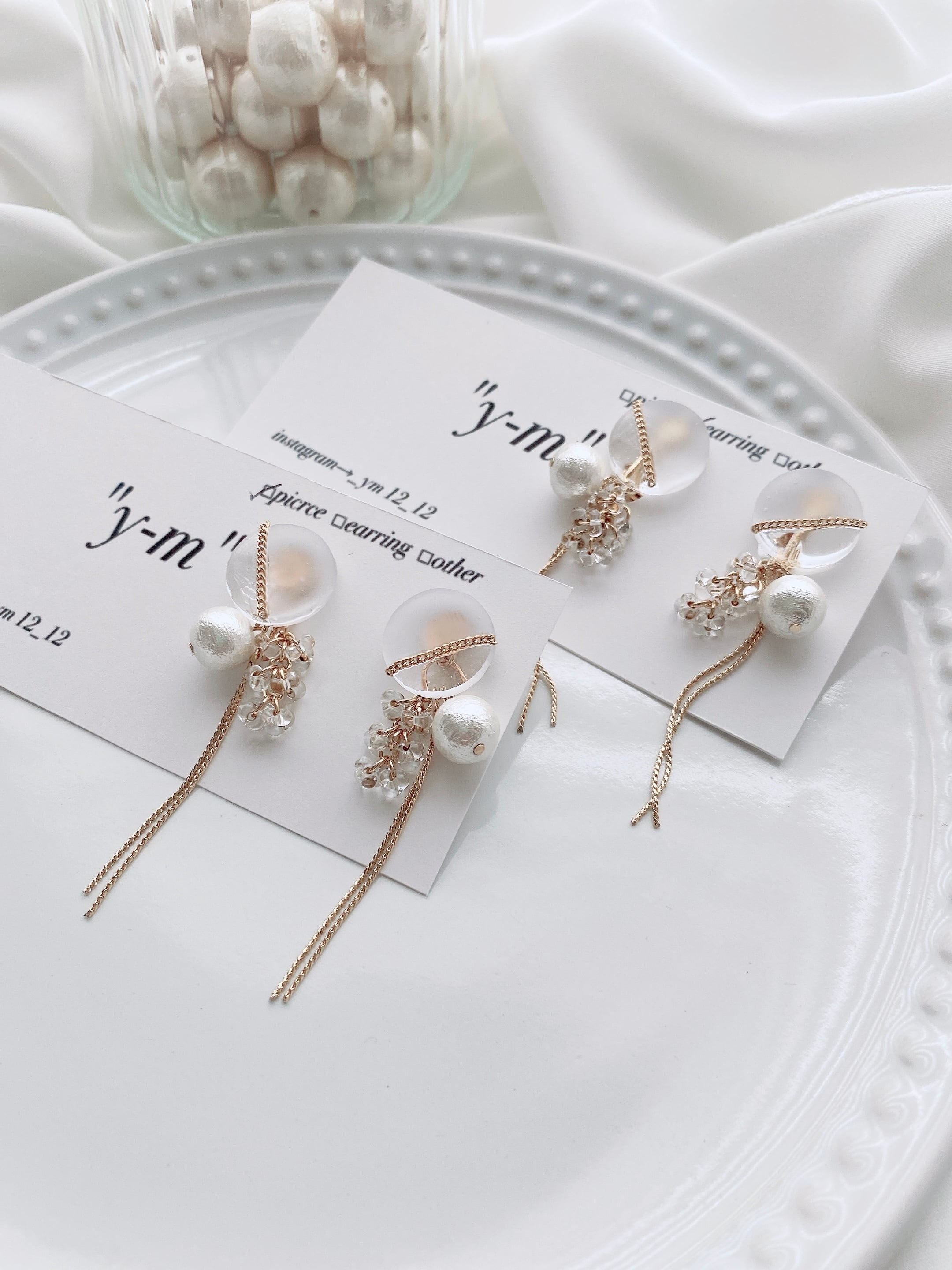 マットなクリアを楽しむアクセサリー/y-m-上品なハンドメイドピアス