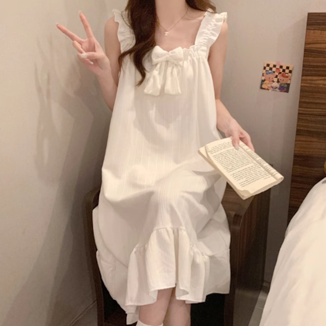 【送料無料】 パジャマ 3色 色 ナイトウェア ルームウェア ワンピース ロング カップ付 ブラ付き ラウンドネック Aライン フレア プルオーバー リボン フリル 薄手生地 通気性 可愛い 大人可愛い きれいめ シンプル カジュアル コンサバ 華やか 大人 上品 おしゃれ お洒落 主役級 高見え 高級感 フェミニン ガーリー 無地 夏 レディース 女性用 ママ 20代 30代 40代 部屋着 普段使い ファッション コーデ スタイル 楽ちん 体型カバー 定番 リラックスタイム ホワイト ブルー ピンク