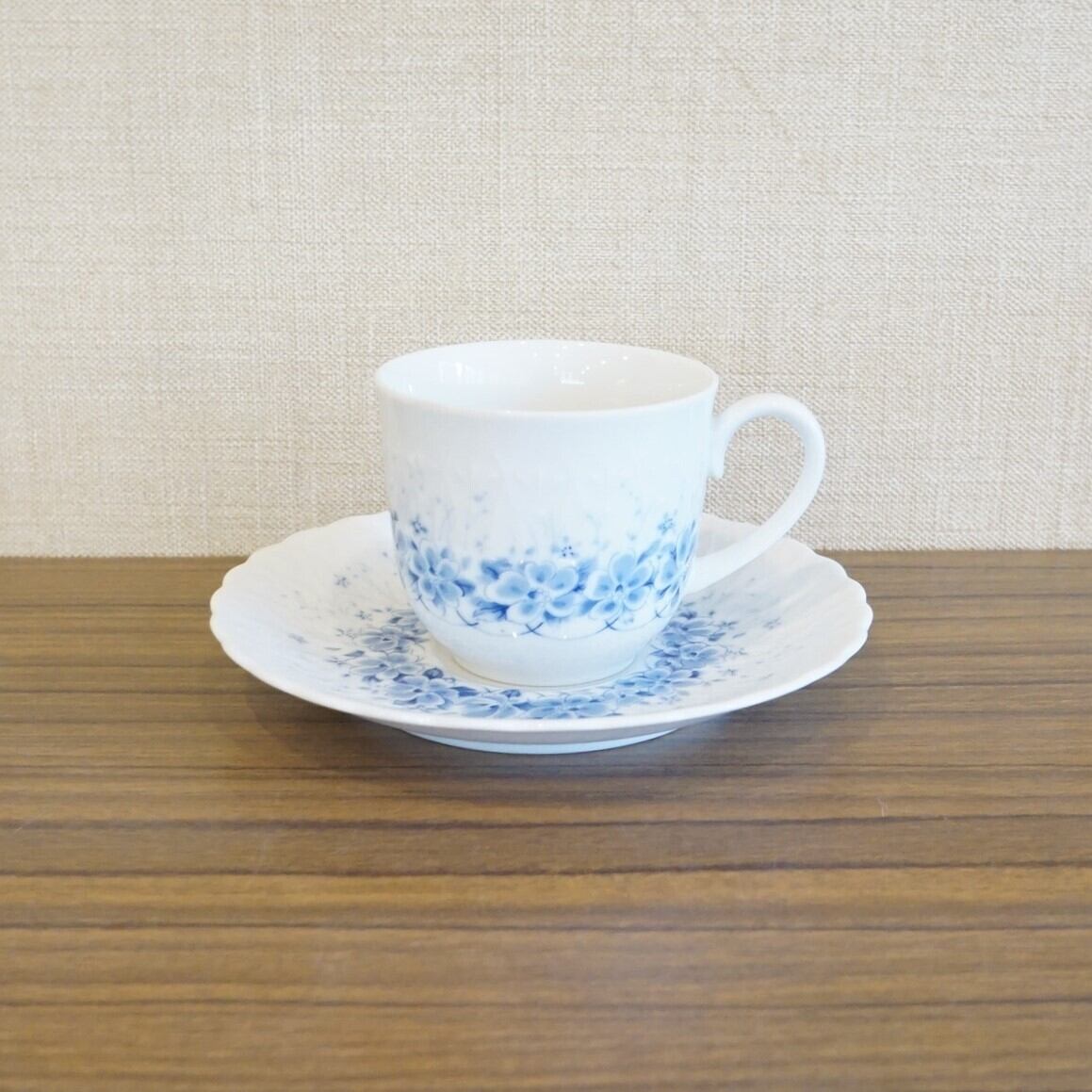 HOYA 青い花柄のカップ＆ソーサー2客セット | 純喫茶家具の村田商會