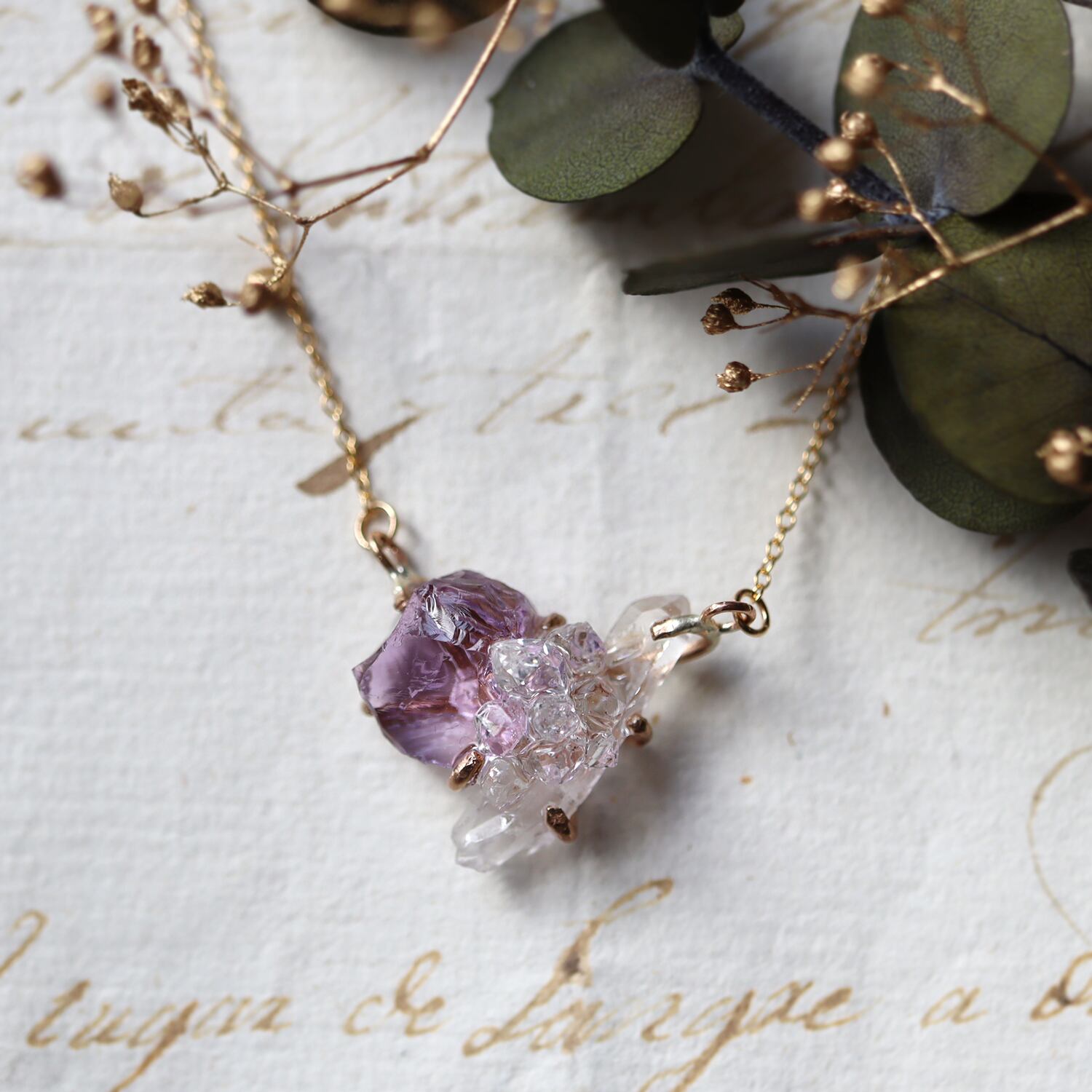 アメジストとクォーツのネックレス | witch/花石:鉱物植物アクセサリー