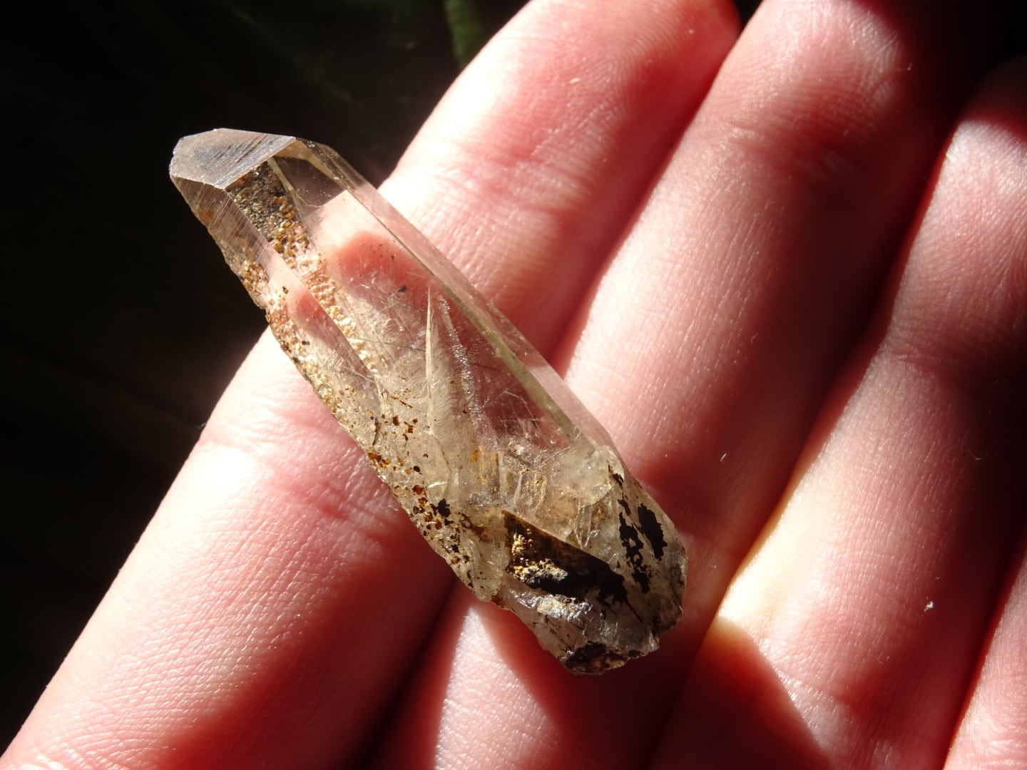 ベトナム産サジェニティッククォーツ | 虹石屋