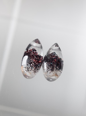 Lepidocrocite in Quartz Pair - a17