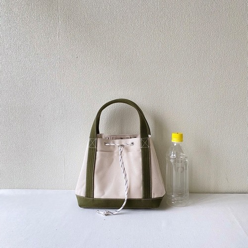 「巾着トートバッグ」小さい「生成り✕オリーブ」／倉敷帆布 8号帆布【受注制作】
