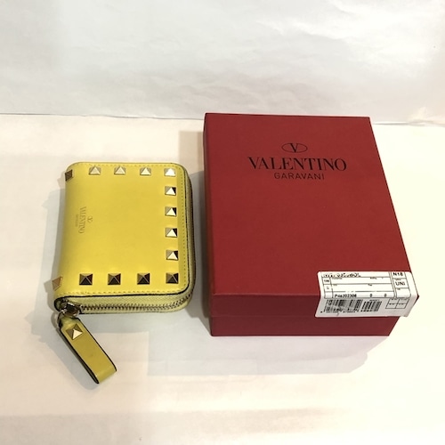 VALENTINO ヴァレンティノ スタッズ付ウォレット