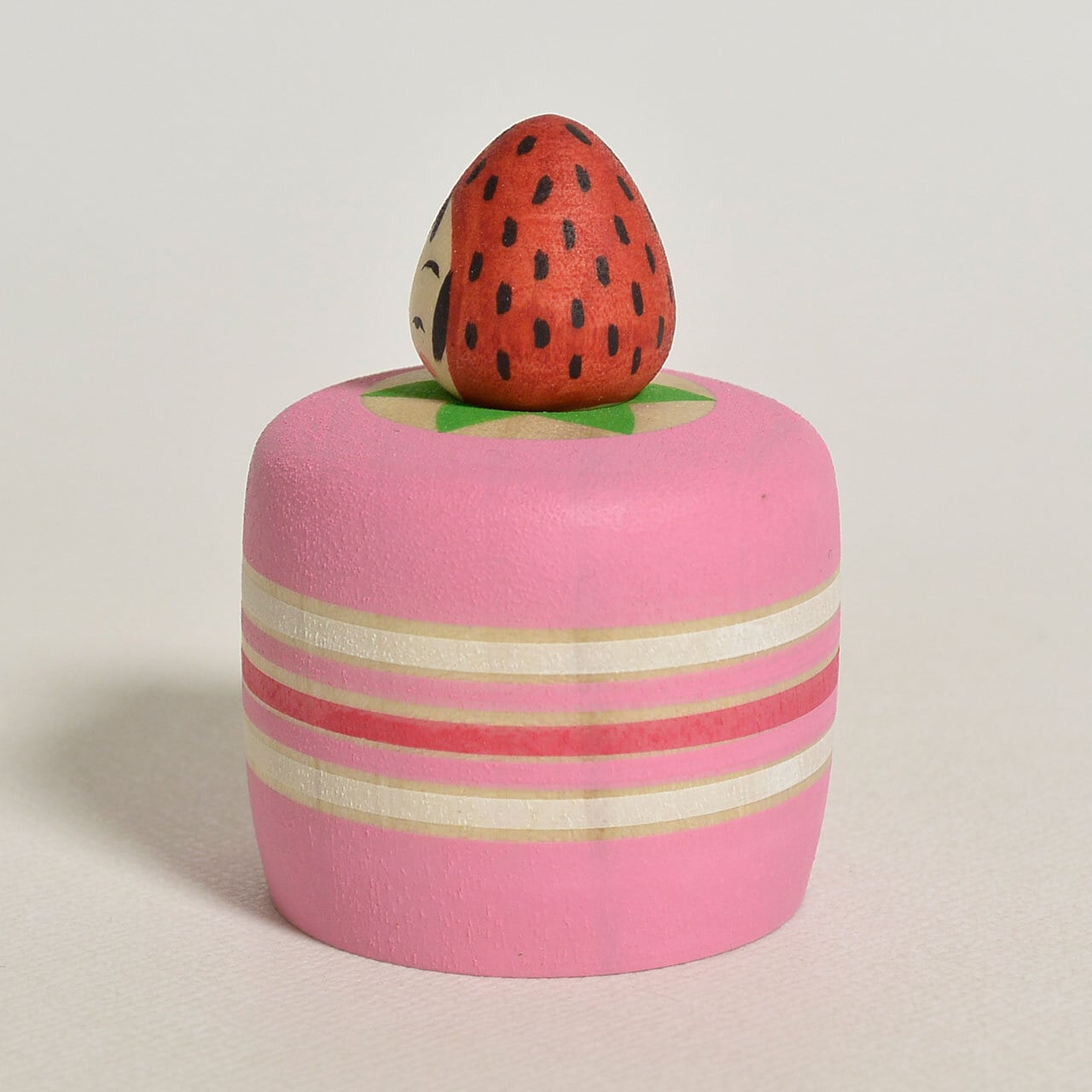 いちごケーキちゃんえじここけし 約1.5寸 約4.5cm 鈴木明 工人（作並系