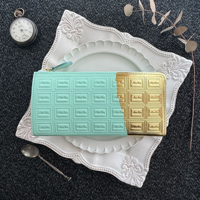 革のミントチョコ長財布（金の包み紙）