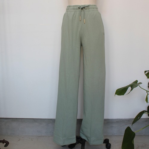 SILVIAN HEACH ミントグリーンスウエットストレートパンツ ITALY; GPA25117 ¥14,000＋tax