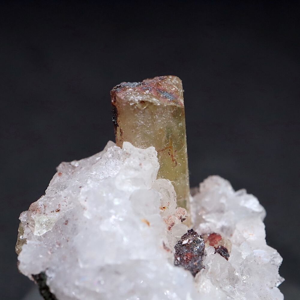 鉱物標本 パープルアパタイト フッ素燐灰石 宝石質 アフガニスタン産-