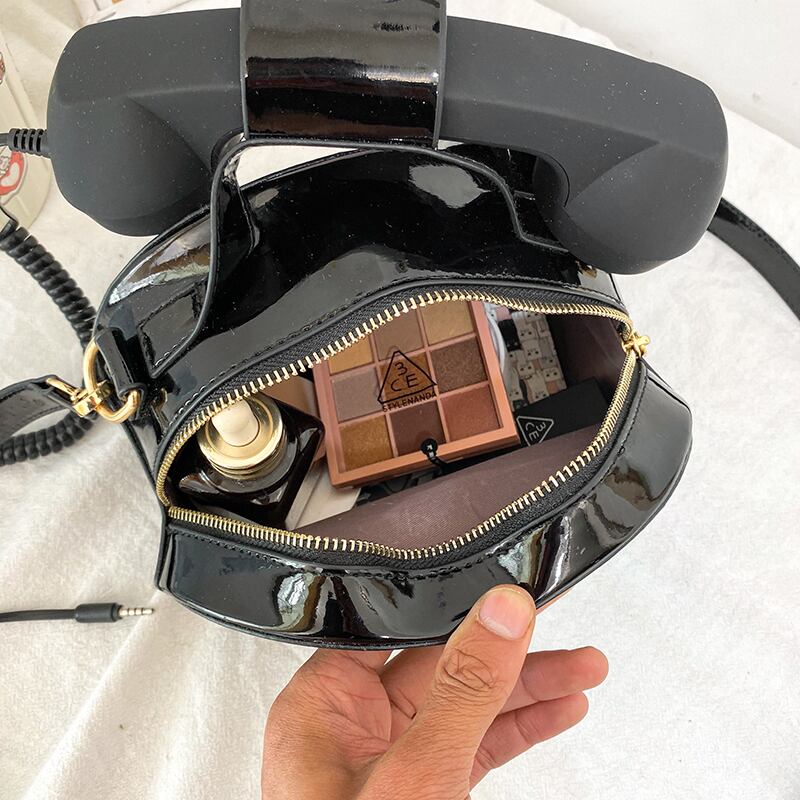 良品✨トッズ 2way 総柄 エナメル キルティング ハンド ショルダー