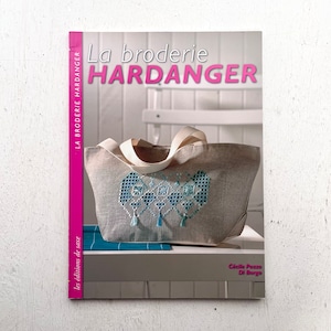 ハーダンガーの図案集 La broderie HARDANGER