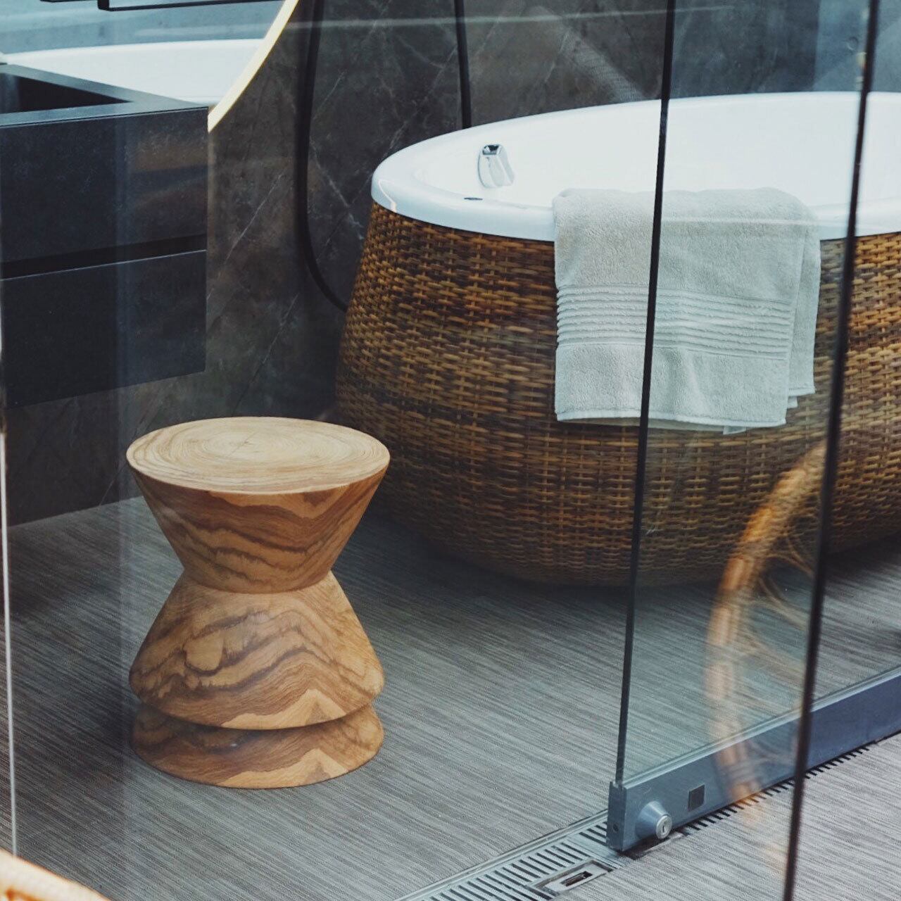 ASPLUND DIAVOLO STOOL アスプルンド ディアボロ スツール dareels】DIAVOLO STOOL /NATURAL - SHOP ASPLUND ebisu WEBショップ
