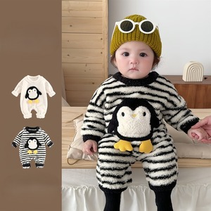 【冬作】ペンギン柄オールインワン