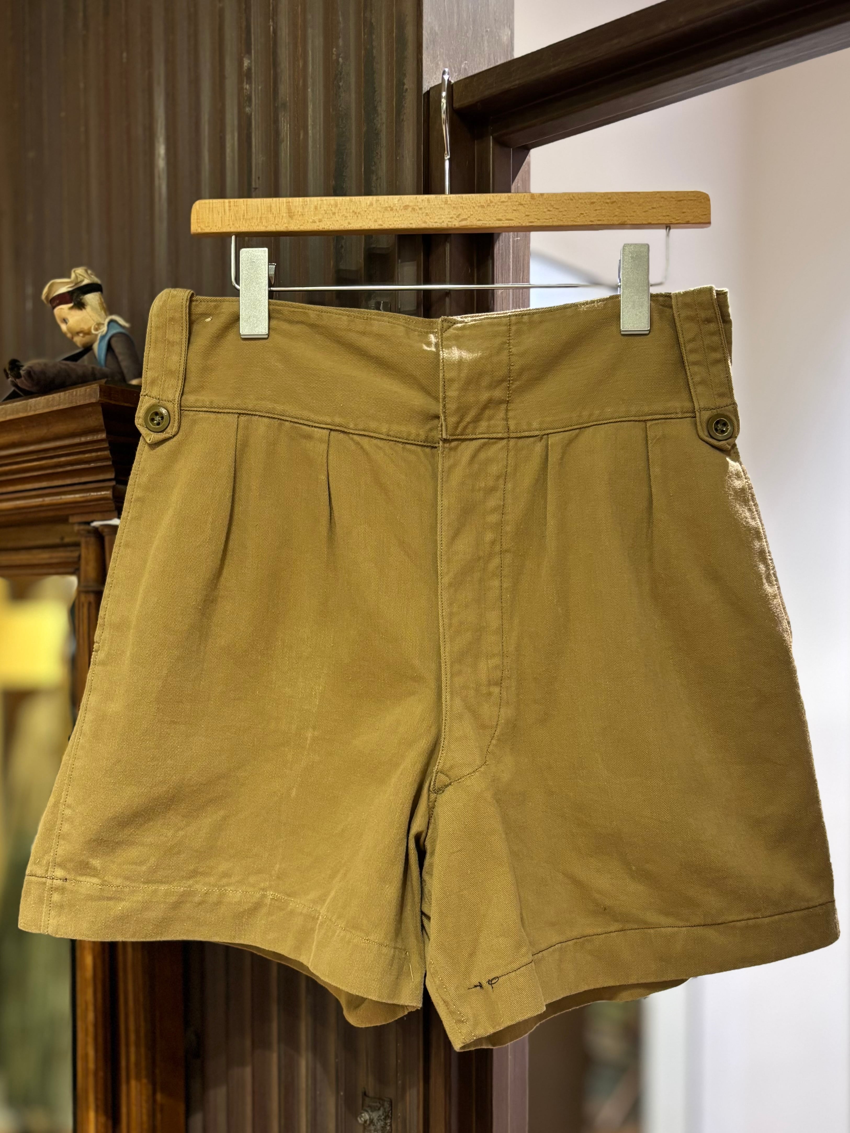 60's BRITISH ARMY KHAKI DRILL SHORTS | STRAYSHEEP ONLINE