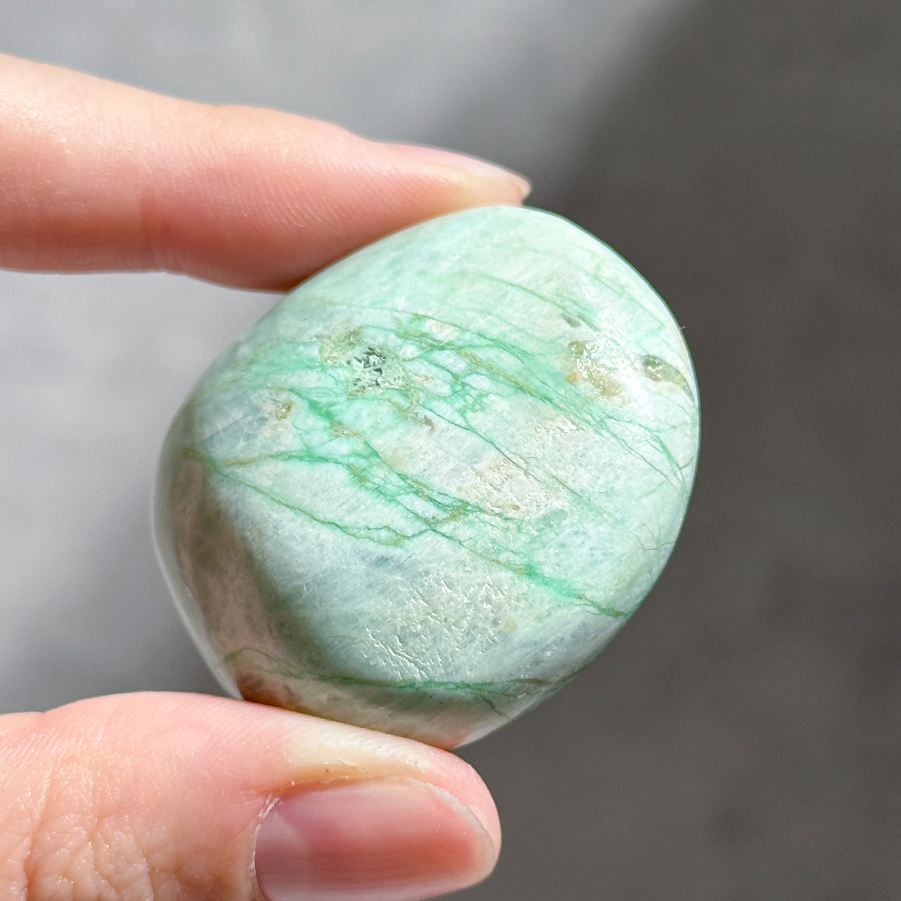 強シラー　高品質　グリーンムーンストーン　ガーニエライト　スフィア 強シラー 高品質 グリーンムーンストーン ガーニエライト スフィア 強