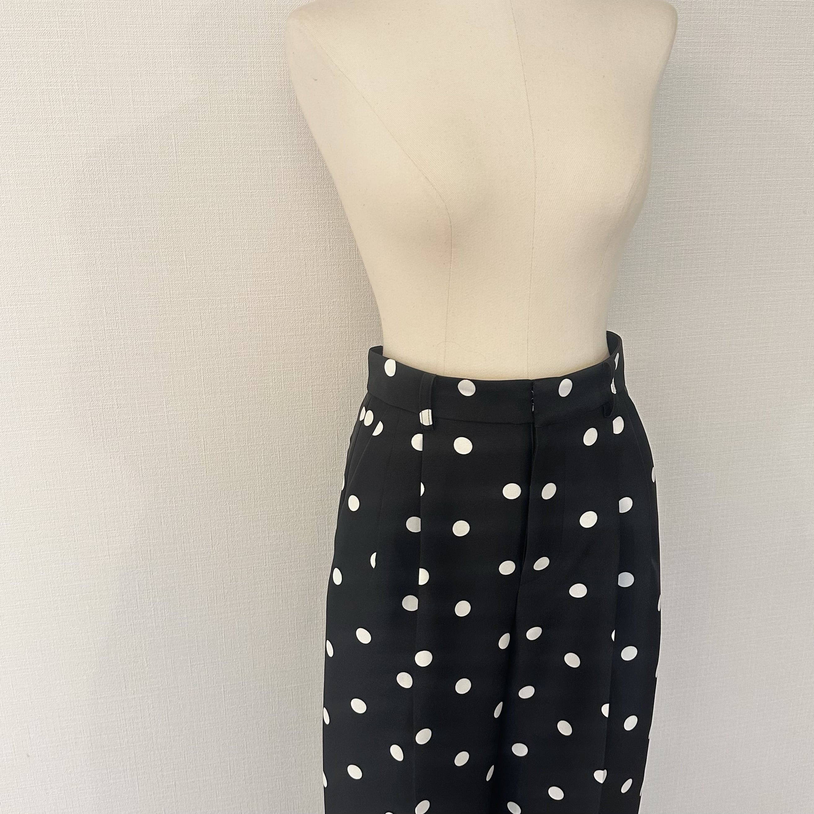 ドットテーパードパンツ Nicolas | Cygne