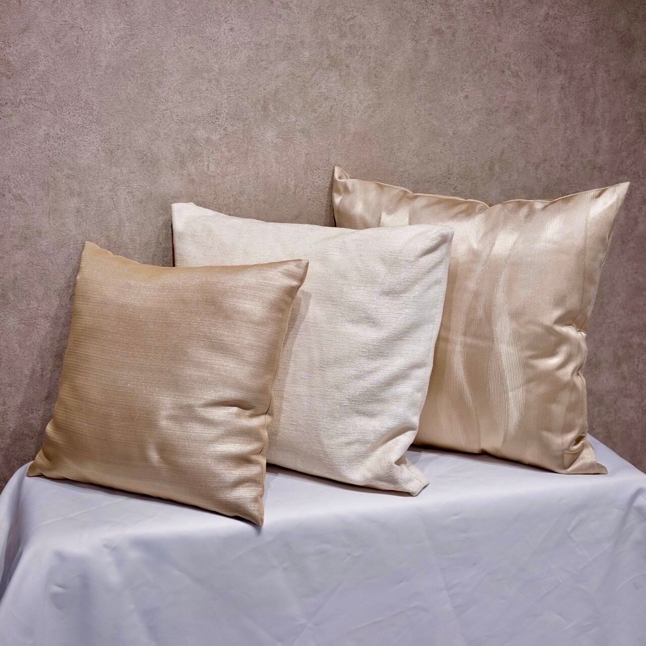 ボーコンセプト BoConcept 進ん VELVET クッション 4つセット ボーコンセプト BoConcept 進ん VELVET クッション 4つセット