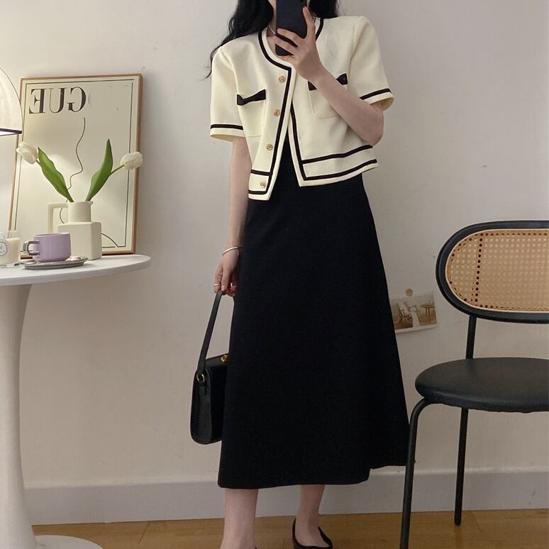 カーディガン ワンピース レディース 別売り キャミワンピ ロング丈 ジャケット ブラウス ノーカラージャケット クルーネック ライン リボン 金ボタン Aライン 切り替え フリル かわいい 大人可愛い きれいめ カジュアル 上品 エレガント 清楚 フェミニン シック おしゃれ 綺麗 おとな こなれ感 ラフ ラブリー キュート ガーリー 抜け感 存在感 無地 デート お出かけ 女子会 パーティー イベント お呼ばれ フリーサイズ 春 夏 秋 10代 20代 30代 40代 体型カバー 送料無料