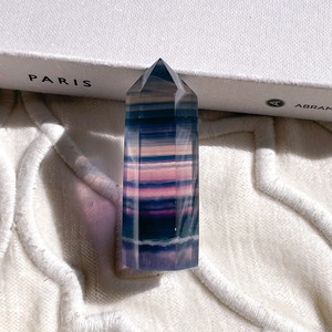 Blue Rainbow Fluorite Point 1 ✧ 雨と虹のブルーレインボーフローライト