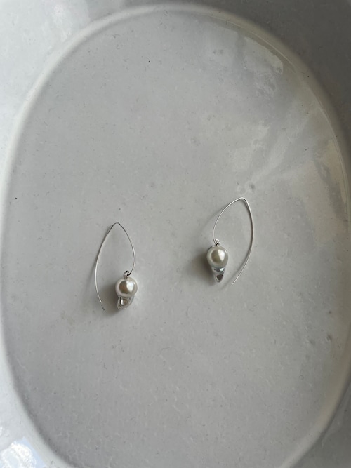 akoya 金魚pearlK10WG hookpierce akoya 金魚pearlK10WG hookpierce