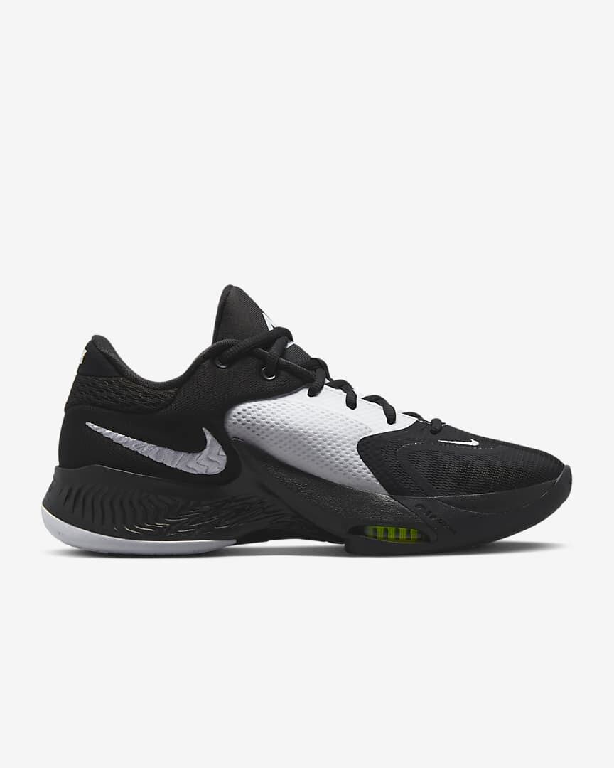 Nike Zoom Freak 4 Team ヤニスアデトクンボ ヤニス・アデドクンポの4作目シグネチャーモデル『ZOOM FREAK 4 