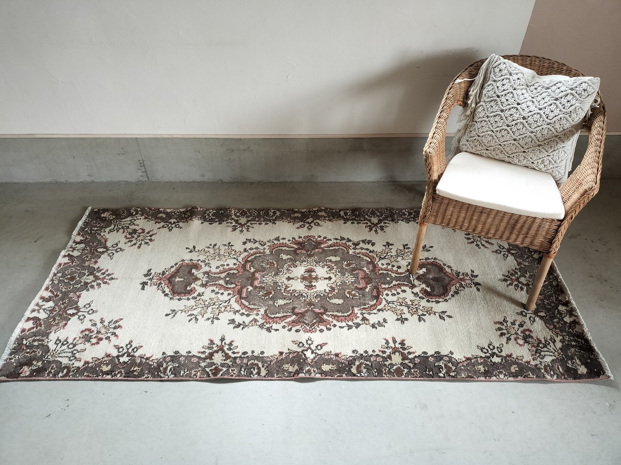 Turkish rug 223✕97cm No.404