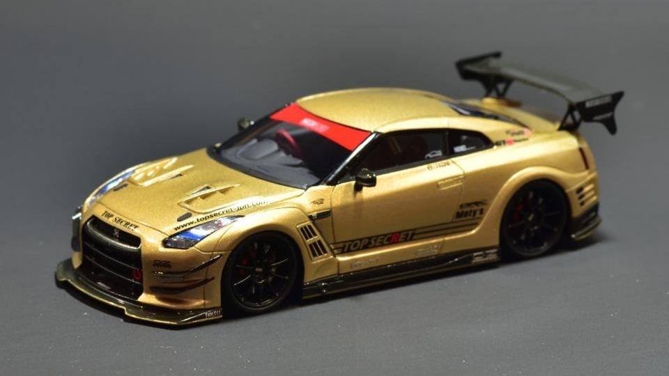 【お気にいる】 SECRET TOP GT-R R35 SECRET TOP 1/43 GOLD タイガーゲート | レーシングカー