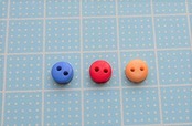 カラフルボタン 約5ｍｍ １００個 極小 小さめ ハンドメイド材料 デコ材料 ドール用 人形用