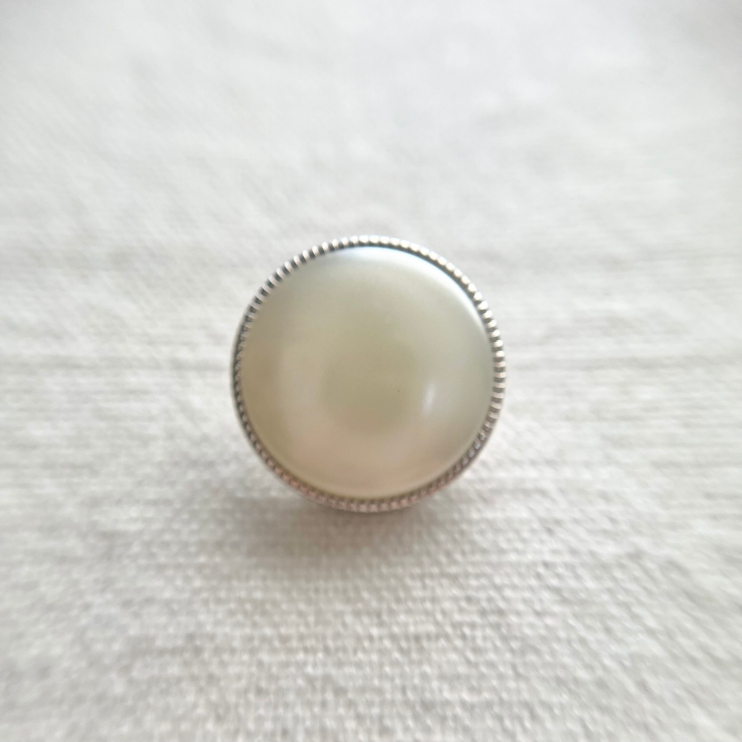 パールホワイト×シルバー 18㎜