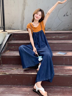 オレンジ半袖Tシャツキャミワンピセットアップ/サスペンダースカート  