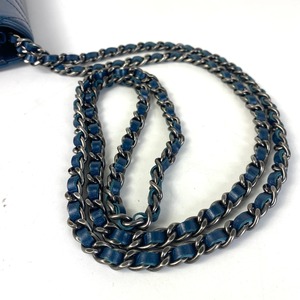 CHANEL シャネル マトラッセ  ラムスキン ショルダーバッグ ブルー A-7504