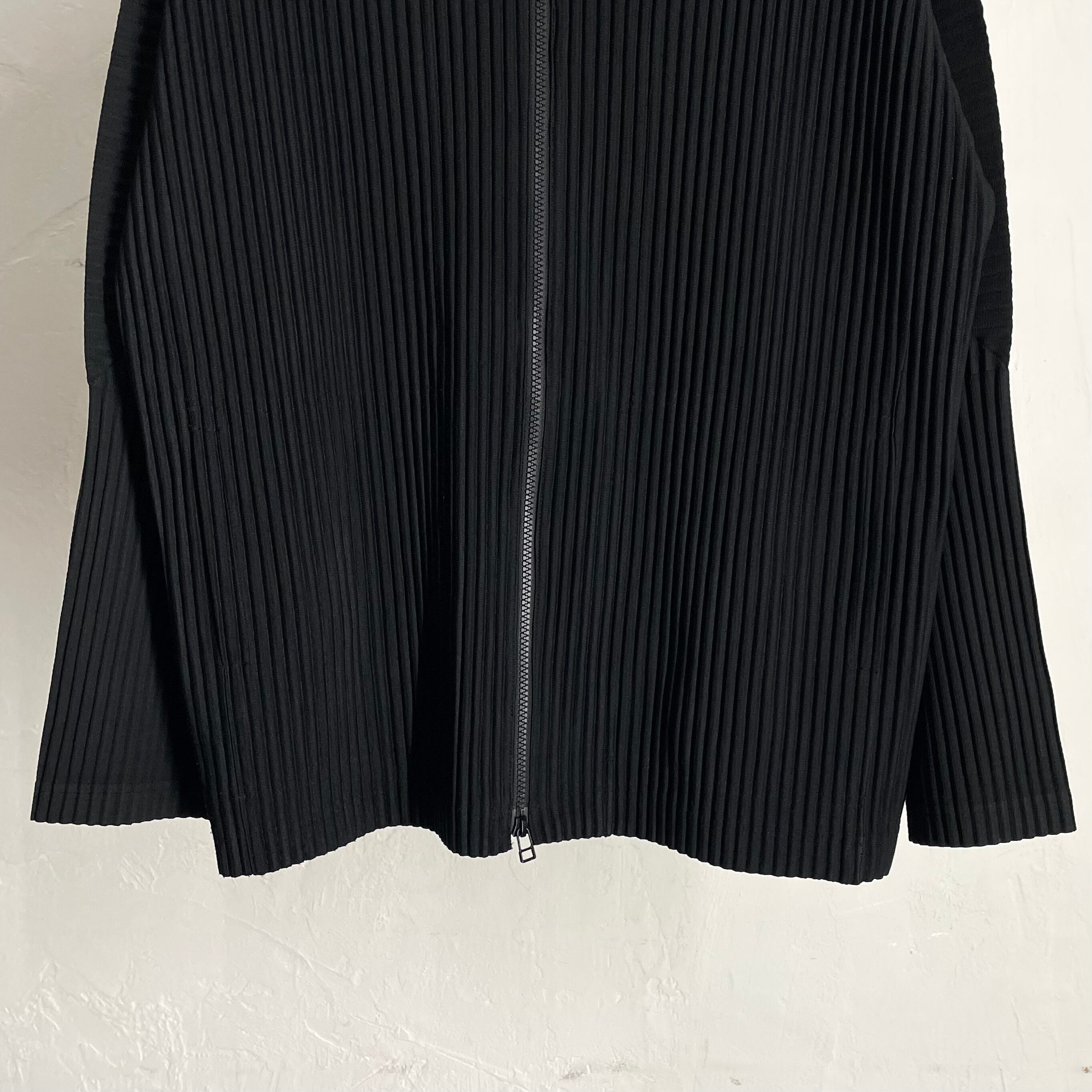 HOMME PLISSE ISSEY MIYAKE Zip-up Pleats Jacket | VOLAR