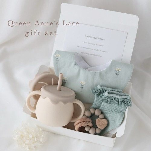 出産祝いギフトセット　モスグリーン　シリコンマグ　歯固め