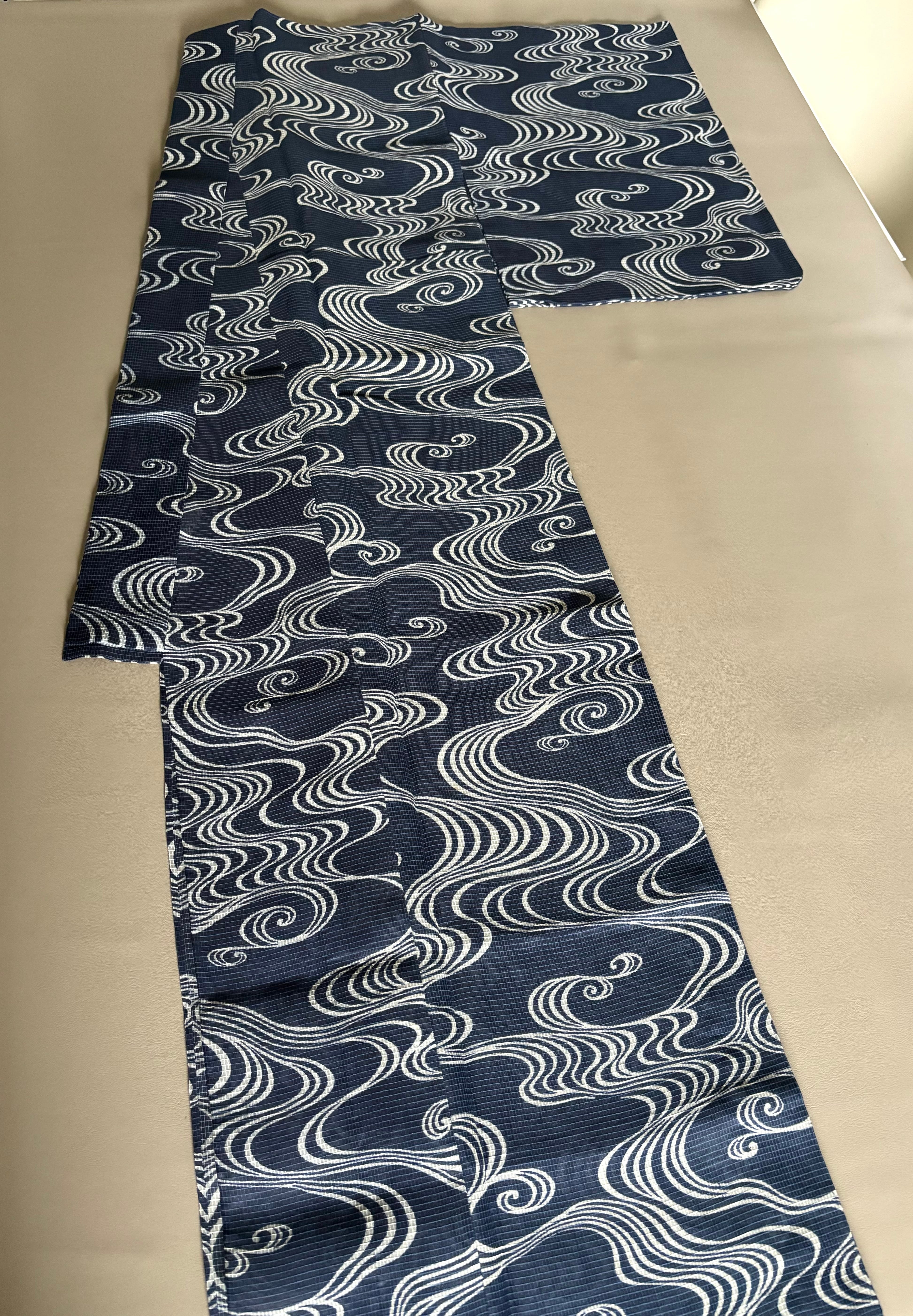 竺仙 絹紅梅 藍色×白 光琳水 極美品 竺仙 絹紅梅 藍色×白 光琳水 | きもの奏