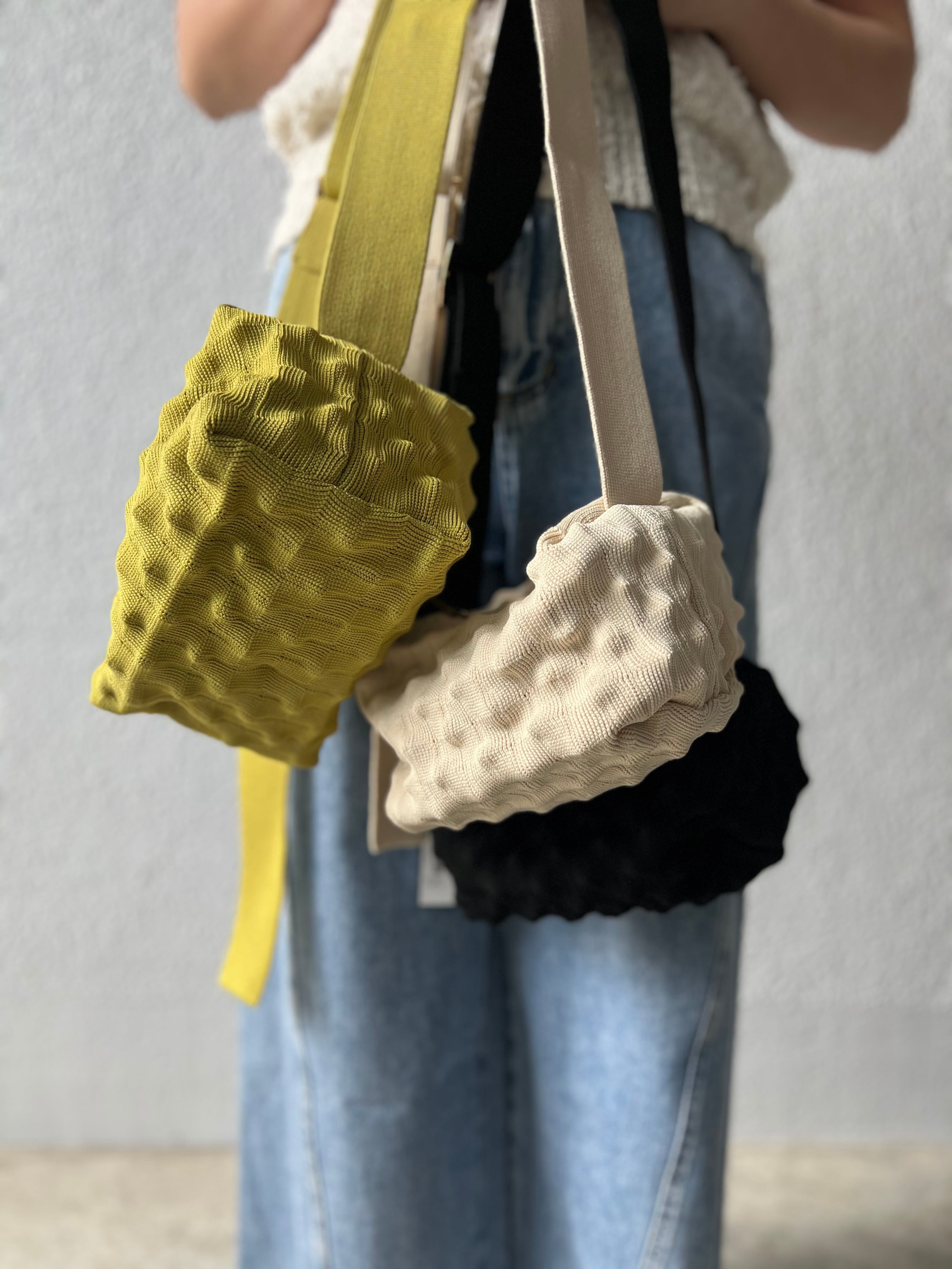 【SELECT】エンボススクエアミニショルダーbag　17-0673