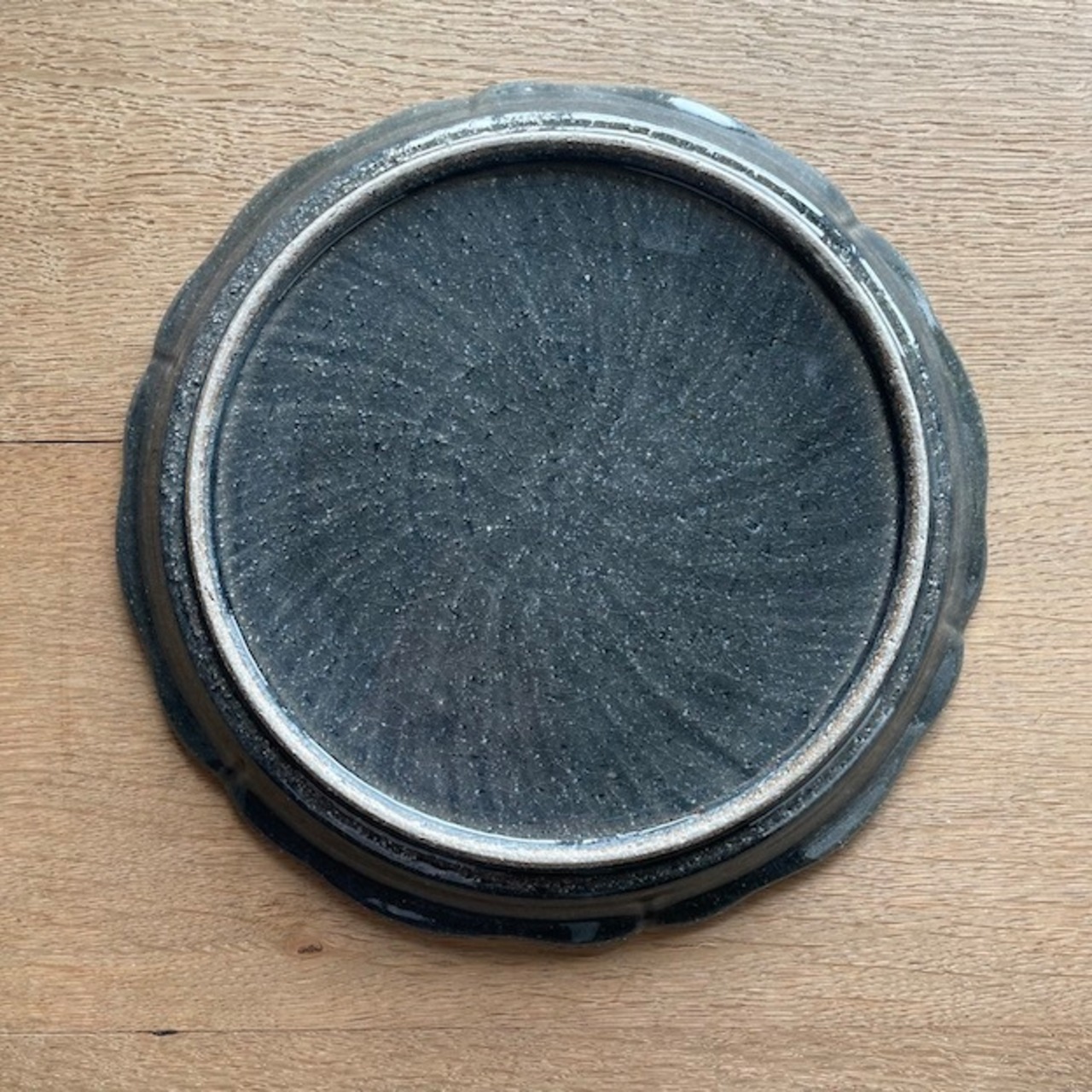 【1点のみ】たくまポタリー 7寸プレート 輪花 ブルー: 2104700000389