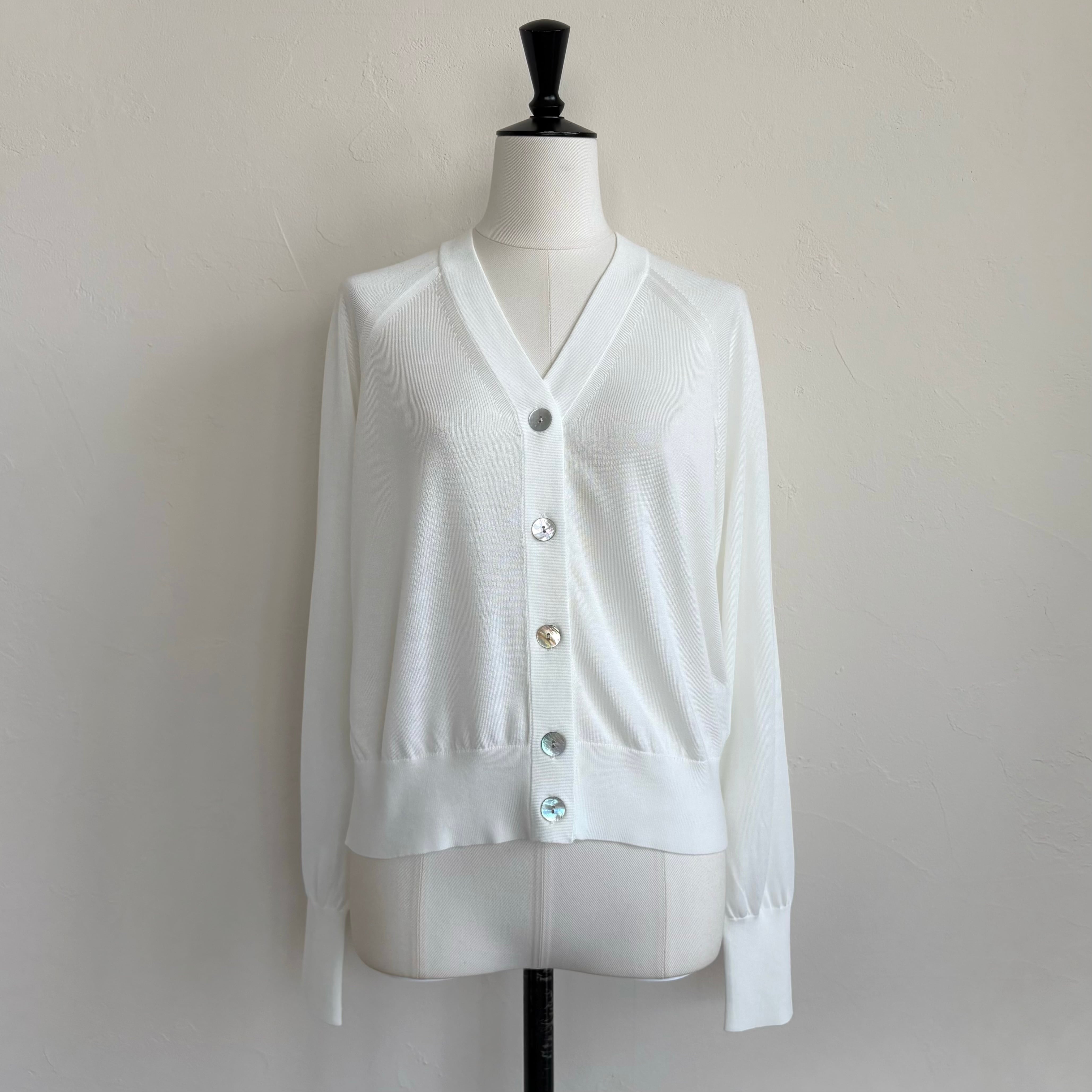 Double Standard Clothing Sov.×akko3839 ボタンアレンジニットケープ