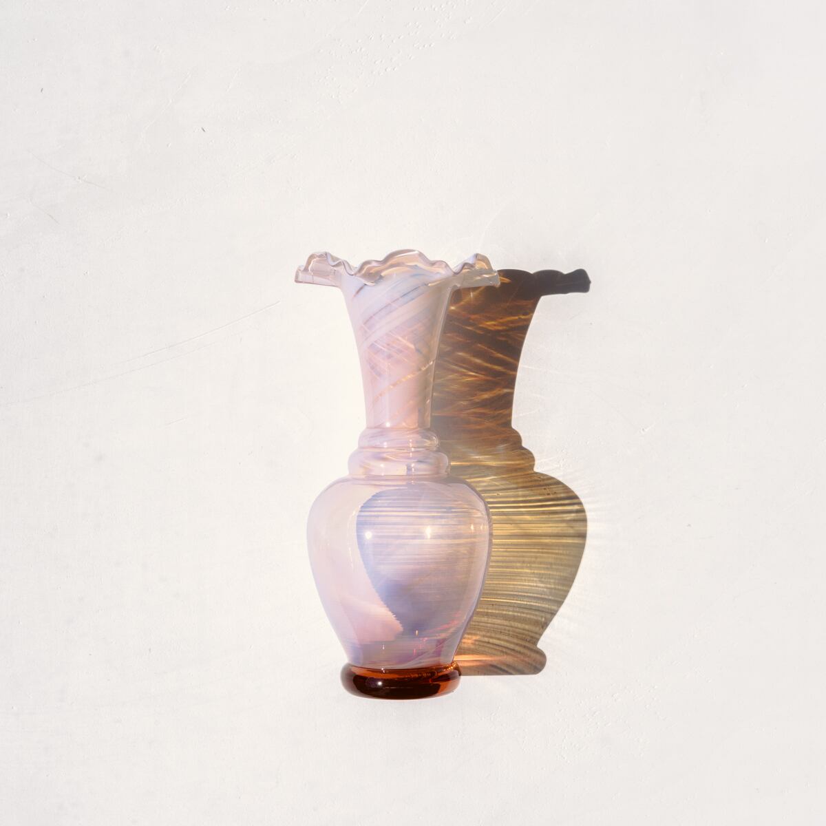 Marble Frill Vase (Tall)