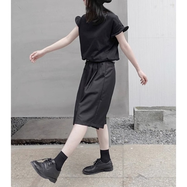 Tucked wide half pants C0261