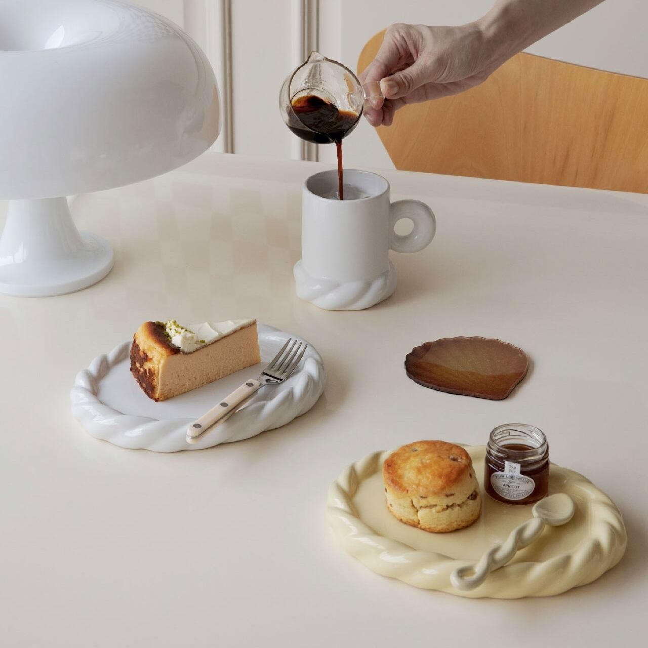 ツイストセラミックプレート